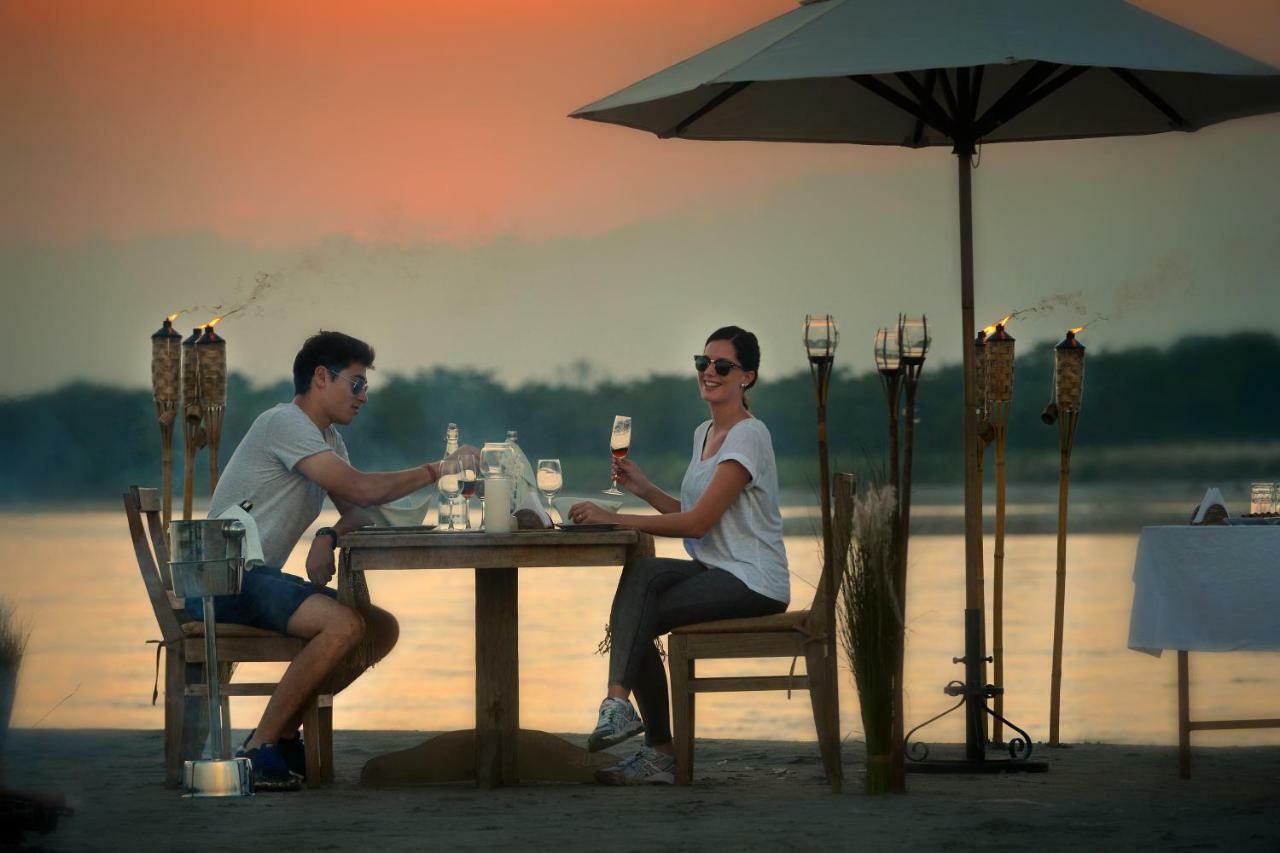 Barahi Jungle Lodge Meghauli Dış mekan fotoğraf