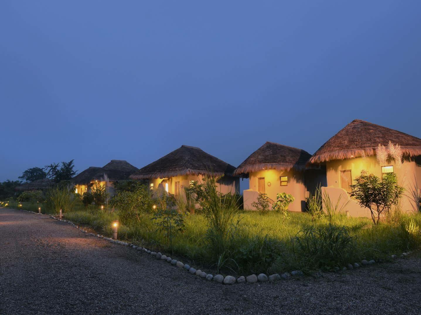Barahi Jungle Lodge Meghauli Dış mekan fotoğraf